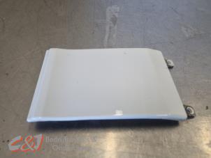 Gebruikte Sierstrip Renault Trafic (1FL/2FL/3FL/4FL) 1.6 dCi 140 Twin Turbo Prijs € 42,00 Margeregeling aangeboden door C&J Bedrijfsauto's & Onderdelen