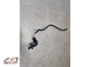 Gebruikte Sensor regen Mercedes Vito Tourer (447.7) 2.2 114 CDI 16V Prijs € 68,25 Margeregeling aangeboden door C&J Bedrijfsauto's & Onderdelen