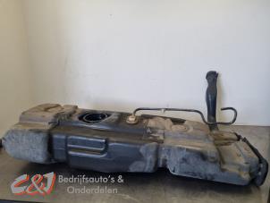 Gebruikte Tank Mercedes Vito (639.6) 3.0 122 CDI V6 24V Prijs € 157,50 Margeregeling aangeboden door C&J Bedrijfsauto's & Onderdelen