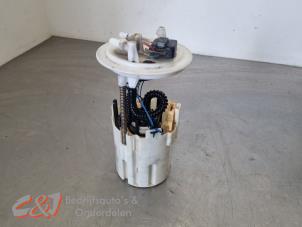 Gebruikte Tank element Pomp Mercedes Vito (639.6) 3.0 122 CDI V6 24V Prijs € 157,50 Margeregeling aangeboden door C&J Bedrijfsauto's & Onderdelen