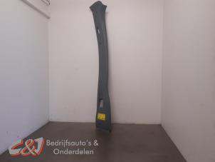 Gebruikte B-stijl links Ford Transit 2.2 TDCi 16V Euro 5 Prijs € 31,50 Margeregeling aangeboden door C&J Bedrijfsauto's & Onderdelen