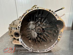 Gebruikte Versnellingsbak Renault Trafic (1FL/2FL/3FL/4FL) 2.0 dCi 16V 150 Prijs € 840,00 Margeregeling aangeboden door C&J Bedrijfsauto's & Onderdelen
