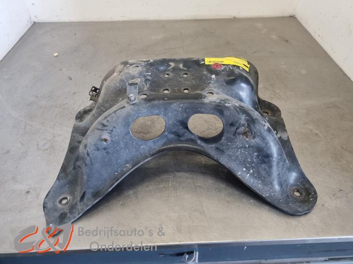 Gebruikte Versnellingsbak Steun Mercedes Vito (639.6) 3.0 122 CDI V6 24V Prijs € 15,75 Margeregeling aangeboden door C&J Bedrijfsauto's & Onderdelen