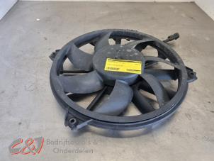 Gebruikte Windtunnel Peugeot Partner (GC/GF/GG/GJ/GK) 1.6 HDI 90 16V Prijs € 47,25 Margeregeling aangeboden door C&J Bedrijfsauto's & Onderdelen