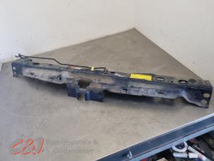 Gebruikte Frontpaneel Ford Transit 2.2 TDCi 16V Euro 5 Prijs € 47,25 Margeregeling aangeboden door C&J Bedrijfsauto's & Onderdelen