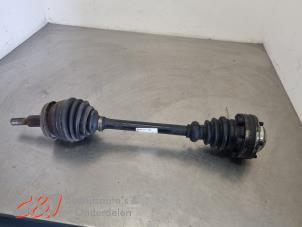 Gebruikte Cardanas links-voor (VWA) Volkswagen Transporter T5 1.9 TDi Prijs € 36,75 Margeregeling aangeboden door C&J Bedrijfsauto's & Onderdelen