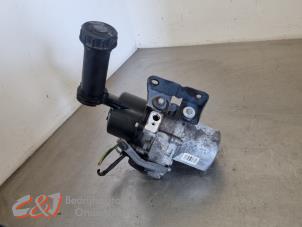 Gebruikte Servopomp Citroen Berlingo 1.6 BlueHDI 100 Prijs € 210,00 Margeregeling aangeboden door C&J Bedrijfsauto's & Onderdelen