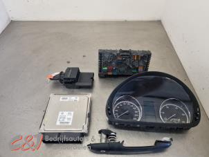 Gebruikte Kontaktslot + computer Mercedes Vito (639.6) 2.2 116 CDI 16V Euro 5 Prijs € 635,25 Inclusief btw aangeboden door C&J Bedrijfsauto's & Onderdelen