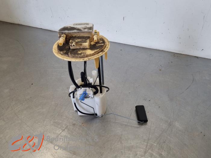 Gebruikte Tank element Pomp Citroen Berlingo 1.6 BlueHDI 100 Prijs € 42,00 Margeregeling aangeboden door C&J Bedrijfsauto's & Onderdelen