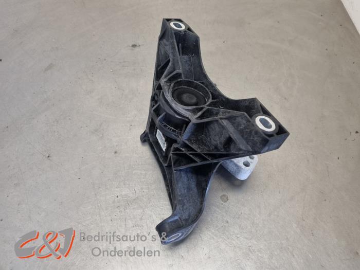 Gebruikte Motorrubber Citroen Berlingo 1.6 BlueHDI 100 Prijs € 15,75 Margeregeling aangeboden door C&J Bedrijfsauto's & Onderdelen