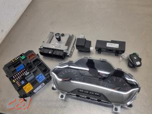 Gebruikte Kontaktslot + computer Peugeot Partner (EA//EF/EN/EU) 1.5 BlueHDi 130 Prijs € 630,00 Margeregeling aangeboden door C&J Bedrijfsauto's & Onderdelen