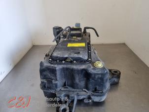 Gebruikte Adblue tank Citroen Berlingo 1.6 BlueHDI 100 Prijs € 367,50 Margeregeling aangeboden door C&J Bedrijfsauto's & Onderdelen