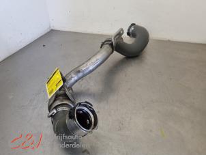 Gebruikte Intercooler Buis Renault Trafic (1FL/2FL/3FL/4FL) 1.6 dCi 140 Twin Turbo Prijs € 78,75 Margeregeling aangeboden door C&J Bedrijfsauto's & Onderdelen