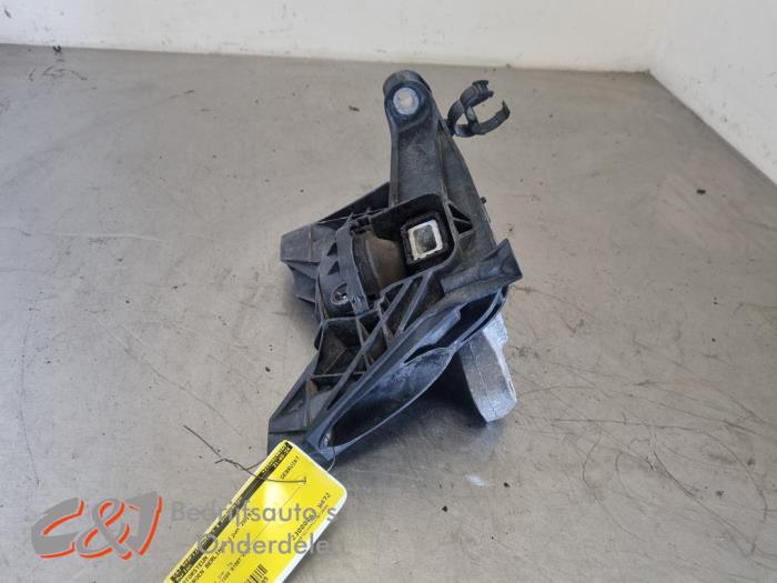 Gebruikte Motorrubber Citroen Berlingo 1.5 BlueHDi 100 Prijs € 15,75 Margeregeling aangeboden door C&J Bedrijfsauto's & Onderdelen