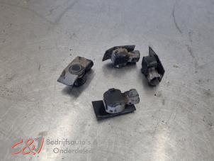 Gebruikte PDC Sensor Set Volkswagen Caddy IV 1.4 TSI 16V Prijs € 105,00 Margeregeling aangeboden door C&J Bedrijfsauto's & Onderdelen