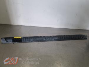 Gebruikte Laadbak afdekking Ford Transit 2.0 TDCi 16V Eco Blue 170 Prijs € 36,75 Margeregeling aangeboden door C&J Bedrijfsauto's & Onderdelen