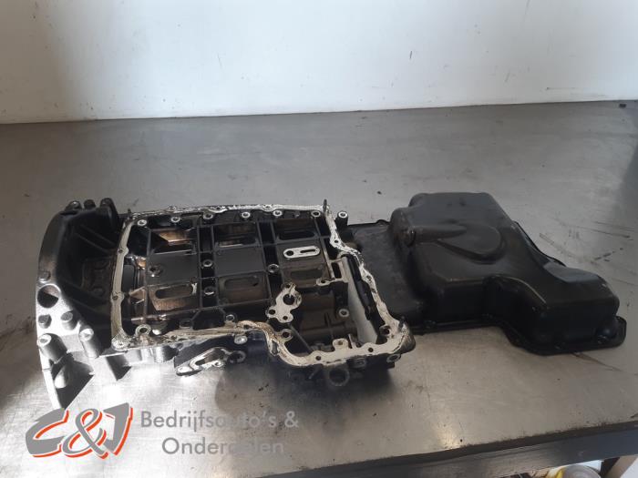 Carterpan van een Peugeot Boxer (U9) 2.2 HDi 120 Euro 4 2008