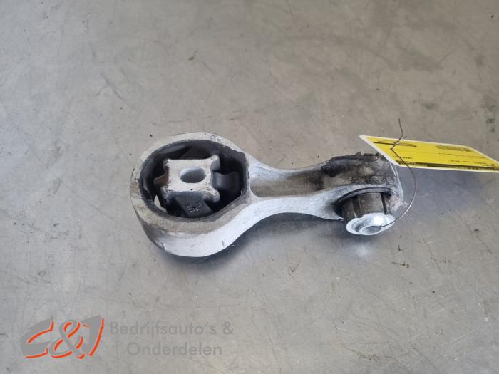 Gebruikte Motorrubber Fiat Talento 1.6 MultiJet Biturbo 120 Prijs € 15,75 Margeregeling aangeboden door C&J Bedrijfsauto's & Onderdelen