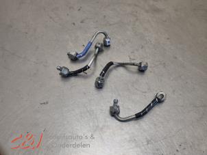 Gebruikte Leiding (diversen) Ford Transit Custom 2.0 TDCi 16V Eco Blue 105 Prijs € 52,50 Margeregeling aangeboden door C&J Bedrijfsauto's & Onderdelen