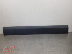 Gebruikte Sierstrip Volkswagen Crafter 2.0 BiTDI Prijs € 36,75 Margeregeling aangeboden door C&J Bedrijfsauto's & Onderdelen