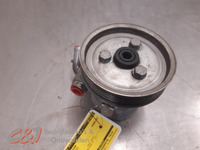 Gebruikte Pomp Servo Citroen Nemo (AA) 1.3 HDi 75 Prijs € 19,95 Margeregeling aangeboden door C&J Bedrijfsauto's & Onderdelen