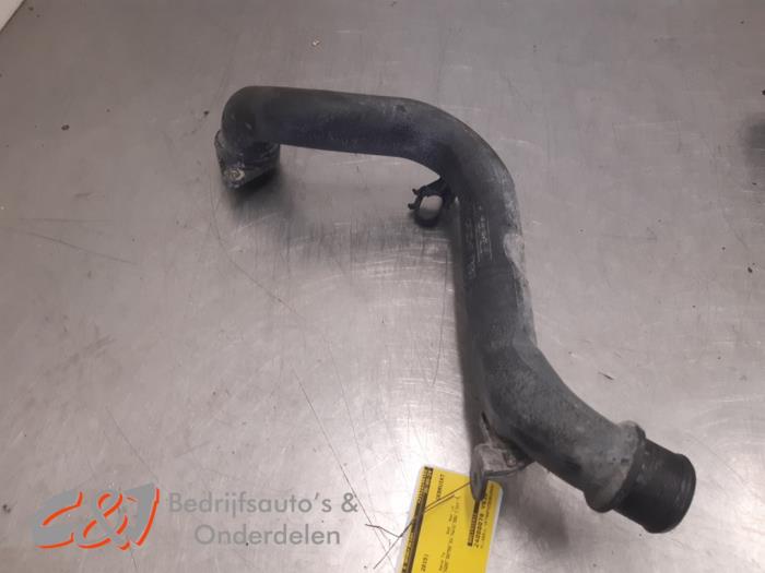 Gebruikte Intercooler Buis Citroen Nemo (AA) 1.3 HDi 75 Prijs € 10,50 Margeregeling aangeboden door C&J Bedrijfsauto's & Onderdelen