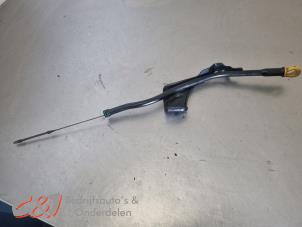 Gebruikte Olie Peilstok Ford Transit Connect (PJ2) 1.5 TDCi Prijs € 21,00 Margeregeling aangeboden door C&J Bedrijfsauto's & Onderdelen