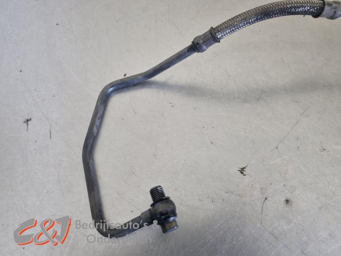 Oliedruk Leiding van een Peugeot Boxer (U9) 2.2 HDi 110 Euro 5 2015