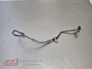 Gebruikte Oliedruk Leiding Peugeot Boxer (U9) 2.2 HDi 110 Euro 5 Prijs € 31,50 Margeregeling aangeboden door C&J Bedrijfsauto's & Onderdelen