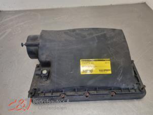 Gebruikte Luchtfilterhuis Volkswagen Crafter 2.0 BiTDI Prijs € 31,50 Margeregeling aangeboden door C&J Bedrijfsauto's & Onderdelen