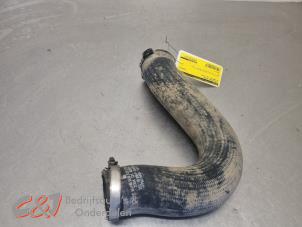 Gebruikte Intercooler Slang Volkswagen Crafter 2.0 BiTDI Prijs € 21,00 Margeregeling aangeboden door C&J Bedrijfsauto's & Onderdelen