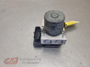 Gebruikte ABS Pomp Volkswagen Crafter 2.0 BiTDI Prijs € 157,50 Margeregeling aangeboden door C&J Bedrijfsauto's & Onderdelen