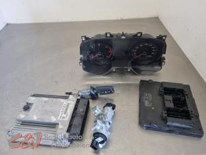 Gebruikte Contactslot + computer Volkswagen Crafter (SY) 2.0 TDI FWD Prijs € 952,88 Inclusief btw aangeboden door C&J Bedrijfsauto's & Onderdelen