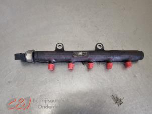 Gebruikte Brandstofverdeler Ford Transit Custom 2.2 TDCi 16V Prijs € 68,25 Margeregeling aangeboden door C&J Bedrijfsauto's & Onderdelen