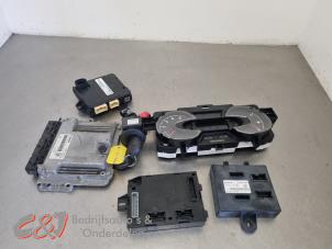 Gebruikte Kontaktslot + computer Opel Vivaro 1.6 CDTI 95 Euro 6 Prijs € 857,59 Inclusief btw aangeboden door C&J Bedrijfsauto's & Onderdelen