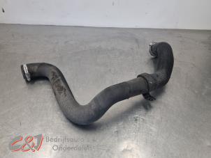 Gebruikte Intercooler Slang Peugeot Expert (V1/VA/VB/VE/VF/VT/VY) 2.0 Blue HDi 180 16V Prijs € 21,00 Margeregeling aangeboden door C&J Bedrijfsauto's & Onderdelen