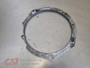 Gebruikte Tussenplaat motor Volkswagen Transporter T6 2.0 TDI 150 Prijs € 10,50 Margeregeling aangeboden door C&J Bedrijfsauto's & Onderdelen