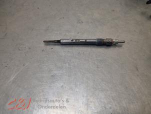 Gebruikte Gloeikaars Volkswagen Transporter T6 2.0 TDI 150 Prijs € 5,25 Margeregeling aangeboden door C&J Bedrijfsauto's & Onderdelen