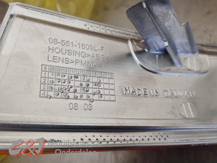 Richtingaanwijzer links van een Renault Master II (FD/HD) 2.5 dCi 16V 100 2004