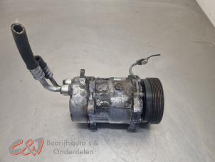 Gebruikte Aircopomp Volkswagen Transporter T5 1.9 TDi Prijs € 52,50 Margeregeling aangeboden door C&J Bedrijfsauto's & Onderdelen