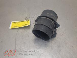 Gebruikte Luchthoeveelheidsmeter Volkswagen Crafter 2.0 TDI 16V Prijs € 47,25 Margeregeling aangeboden door C&J Bedrijfsauto's & Onderdelen