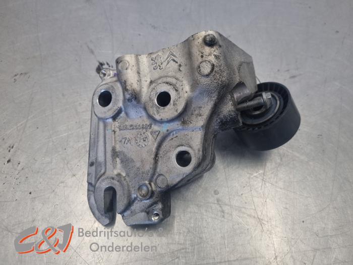 Gebruikte Motorrubber Peugeot Expert (V1/VA/VB/VE/VF/VT/VY) 2.0 Blue HDi 180 16V Prijs € 15,75 Margeregeling aangeboden door C&J Bedrijfsauto's & Onderdelen