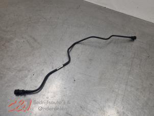 Gebruikte Leiding (diversen) Mercedes Vito Tourer (447.7) 2.0 114 CDI 16V Prijs € 15,75 Margeregeling aangeboden door C&J Bedrijfsauto's & Onderdelen