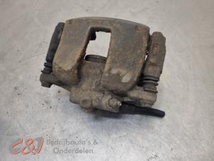 Gebruikte Remklauw (Tang) links-achter Peugeot Boxer (U9) 2.2 HDi 130 Euro 5 Prijs € 47,25 Margeregeling aangeboden door C&J Bedrijfsauto's & Onderdelen