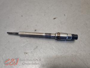 Gebruikte Gloeikaars Volkswagen Crafter (SY) 2.0 TDI Prijs € 78,75 Margeregeling aangeboden door C&J Bedrijfsauto's & Onderdelen