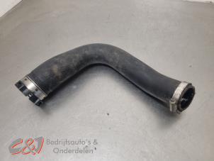 Gebruikte Intercooler Slang Volkswagen Crafter 2.0 TDI 16V Prijs € 21,00 Margeregeling aangeboden door C&J Bedrijfsauto's & Onderdelen