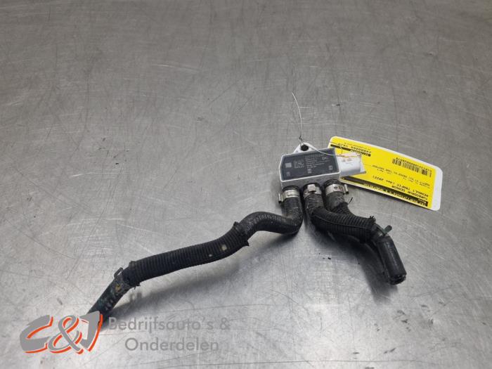 Gebruikte Turbodruk sensor Renault Trafic (1FL/2FL/3FL/4FL) 2.0 dCi 16V 150 Prijs € 26,25 Margeregeling aangeboden door C&J Bedrijfsauto's & Onderdelen