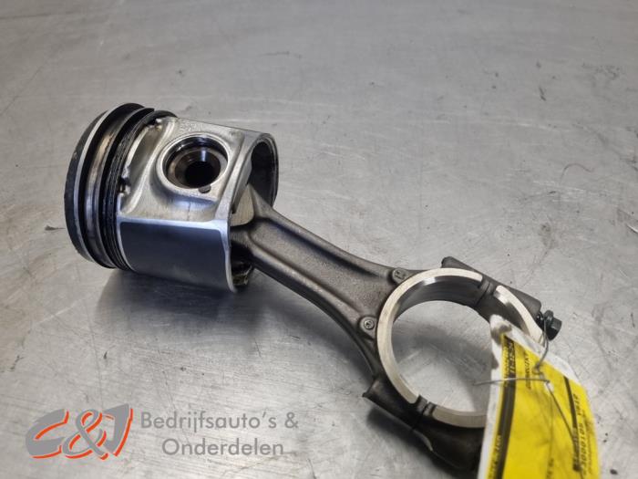 Gebruikte Zuiger Fiat Ducato (250) 2.3 D 130 Multijet Prijs € 78,75 Margeregeling aangeboden door C&J Bedrijfsauto's & Onderdelen