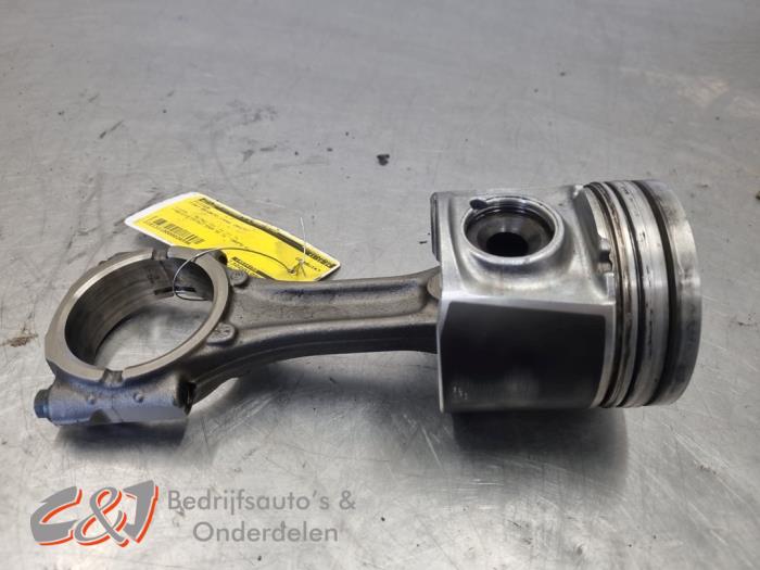Gebruikte Zuiger Fiat Ducato (250) 2.3 D 130 Multijet Prijs € 78,75 Margeregeling aangeboden door C&J Bedrijfsauto's & Onderdelen