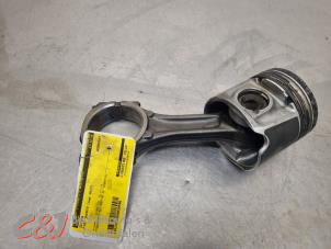 Gebruikte Zuiger Fiat Ducato (250) 2.3 D 130 Multijet Prijs € 105,00 Margeregeling aangeboden door C&J Bedrijfsauto's & Onderdelen